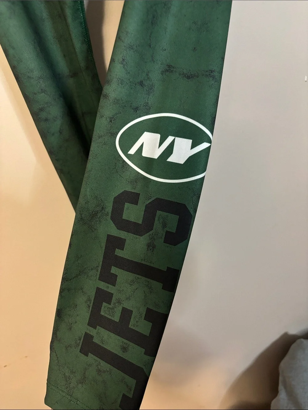 NFL NY JETS team apparel women’s leggings NWT - Picture 3 of 5